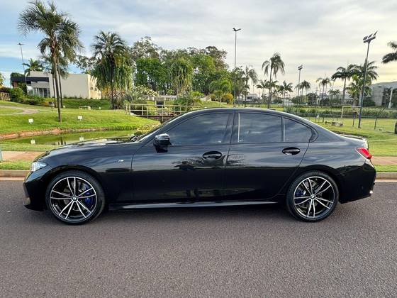 BMW 320i 2.0 16V TURBO FLEX M SPORT AUTOMÁTICO BMW 320i 2.0 16V TURBO FLEX M SPORT AUTOMÁTICO